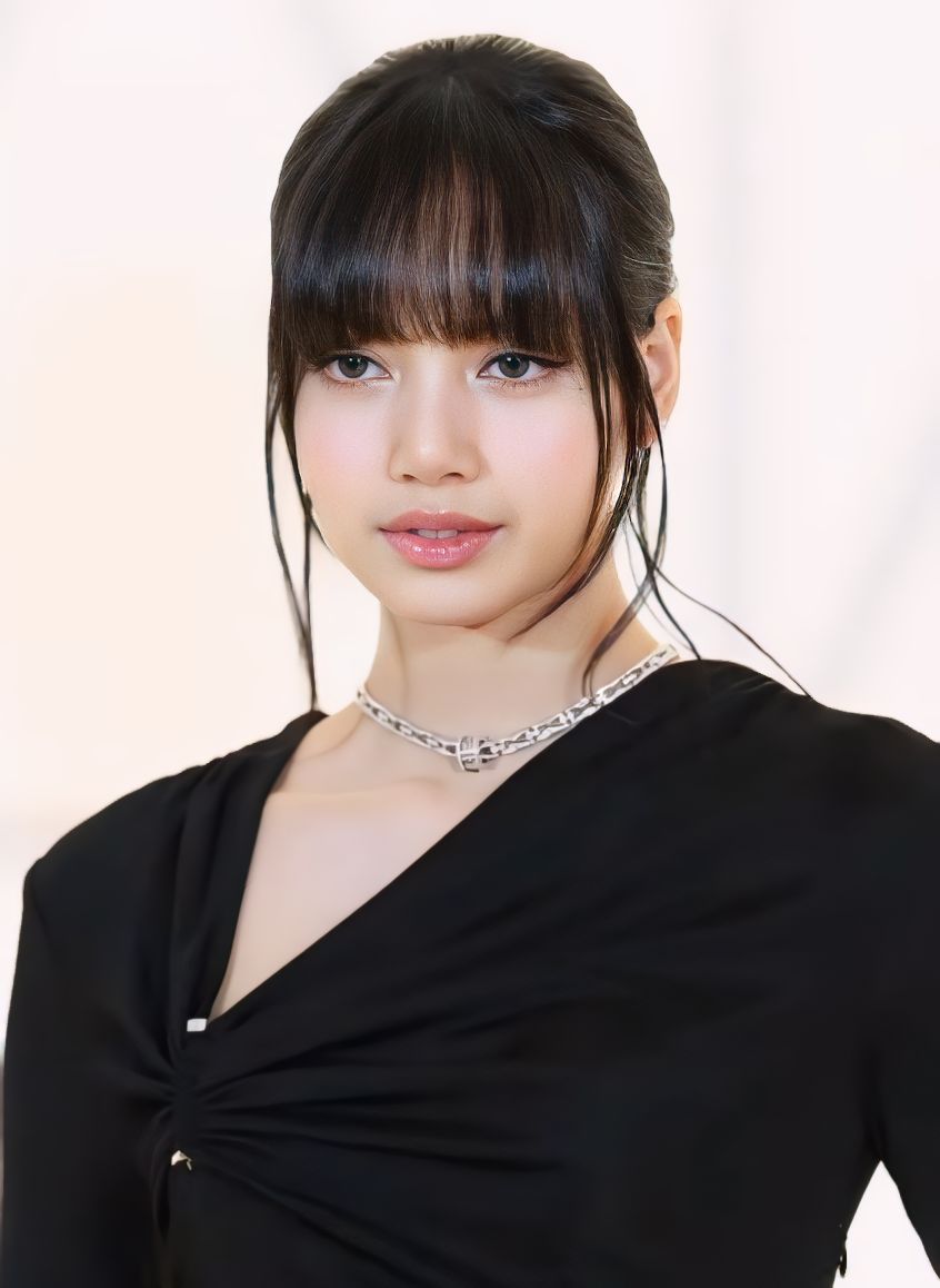6. Lisa (BLACKPINK)